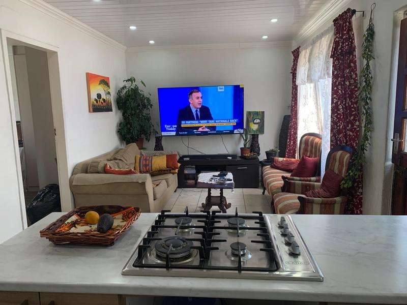 3 Bedroom Property for Sale in Lentegeur Western Cape